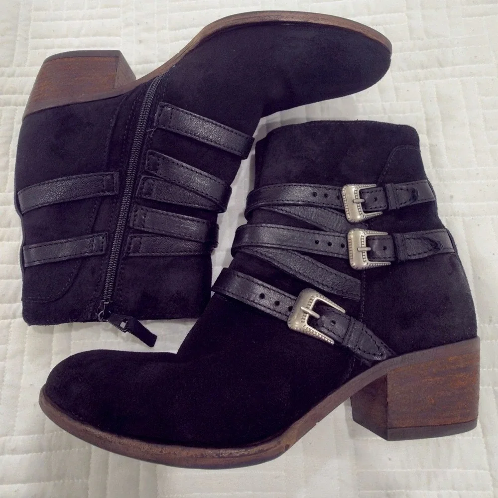 Miz Mooz Black Suede Leather Buckle Strap Ankle Boots Size 41 Western Booties